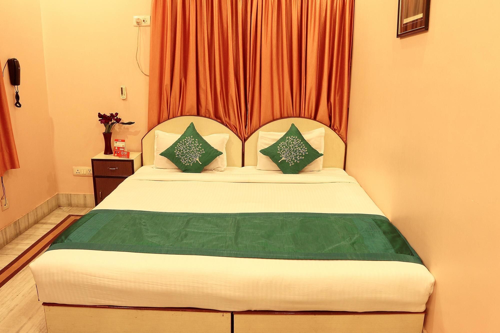 Hotel Oyo Salt Sector 1 Tank No 2